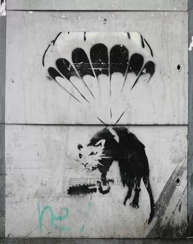 Banksy Naples IT parachute rat