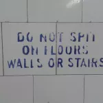 AU Melbroune do not spit