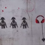 DK robbers and headphone