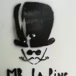 FR Paris Mr. La Pine