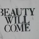 DE Berlin beauty will come