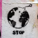 DE Hamburg Stop world bomb fuse