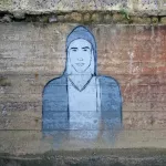 DE Hamburg in hoodie