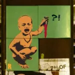 DE Hamburg R crying child