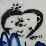 SF SoMa Mission near 6th kissing bears