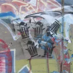 MO St. Louis Flood Wall trash TV