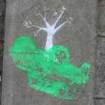OR Portland SE SUV tree