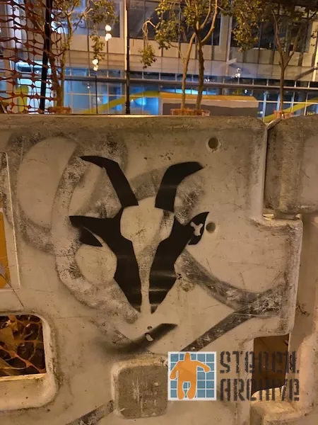 SF Mid Market St horned goat