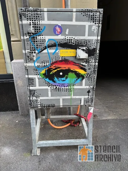 CH Lausanne rainbow eye