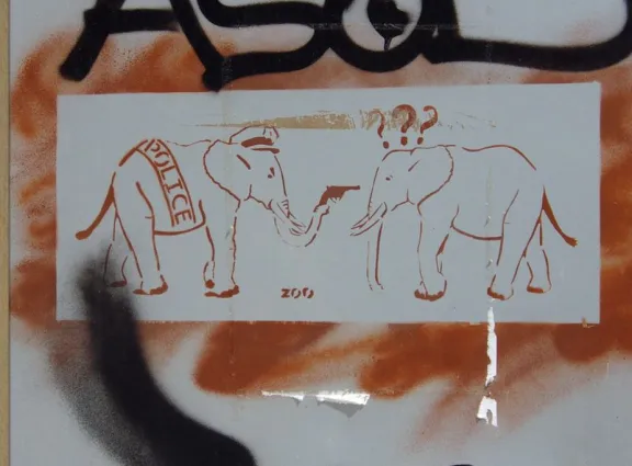GR Athens Elephant police WTF