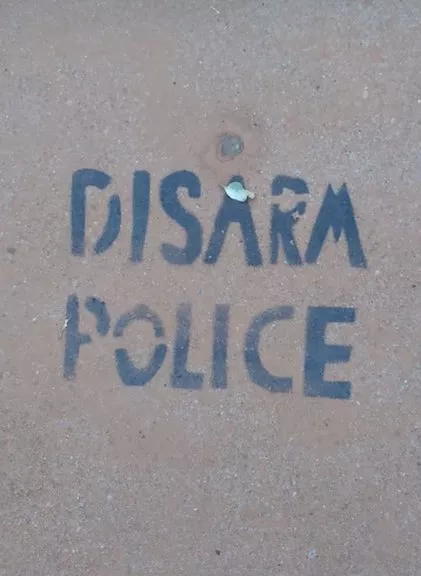 AU Melbourne Disarm Police