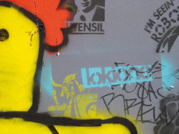 AU Lokione 08