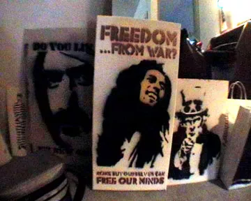 AU Melbourne chrisden brave bob freedom