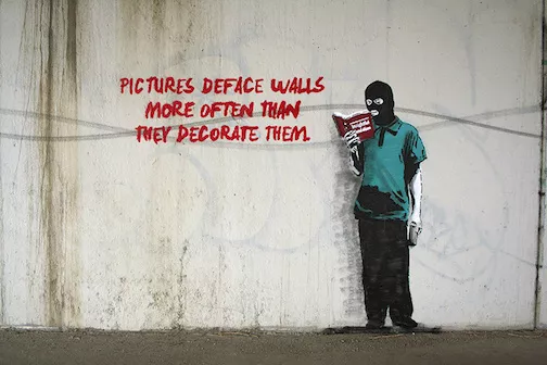i<3streetart pictures deface walls