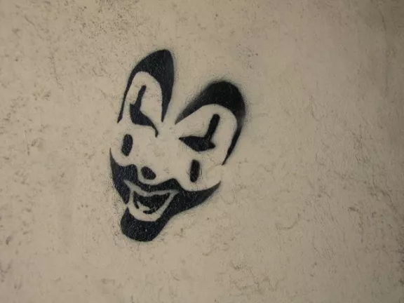 AT Vienna clown face