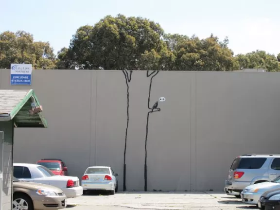 Banksy SF Mission honking bird full