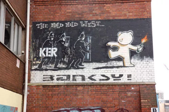 Banksy Bristol Deface Repair 07