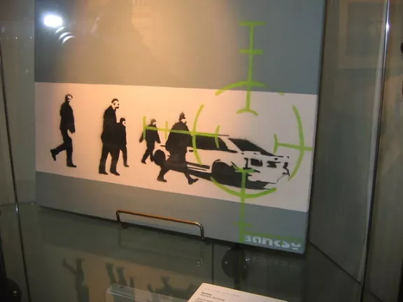 Banksy London Andipa Gallery 02