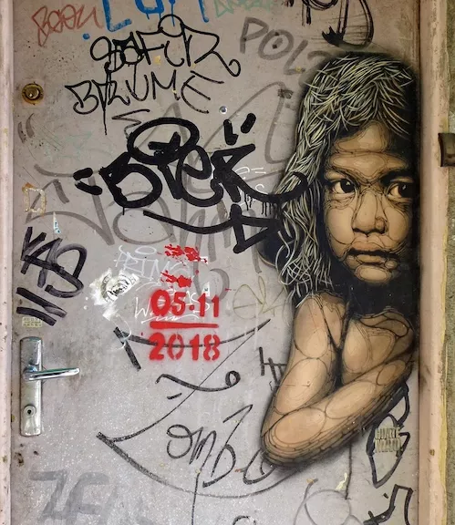 Guate Mao FR Marseille child photo TXMX