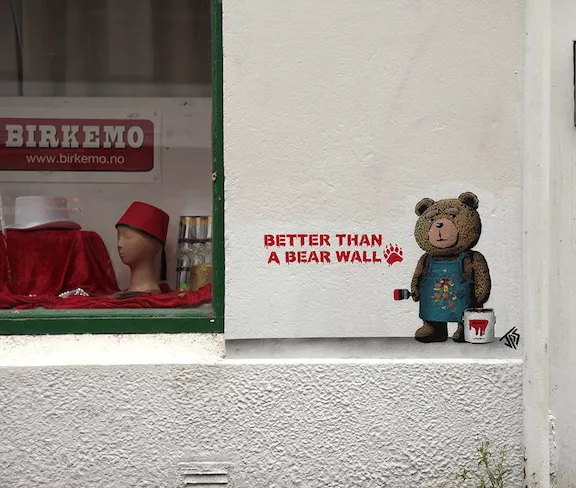 JPS Bear Wall small Stavanger NO ph J Rojo BSA