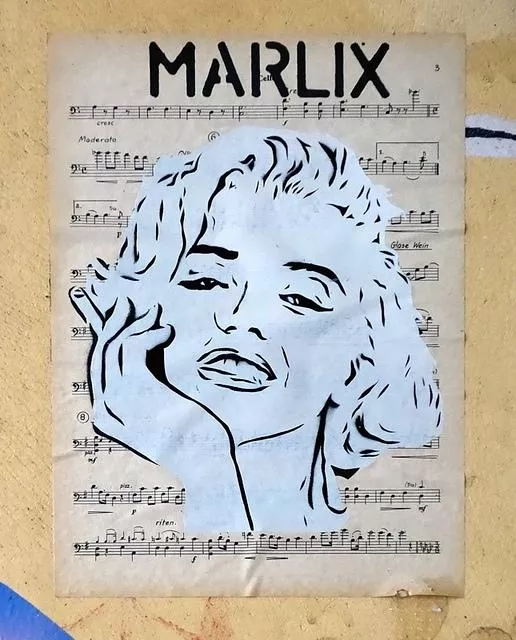 MARLIX Hamburg DE smiling