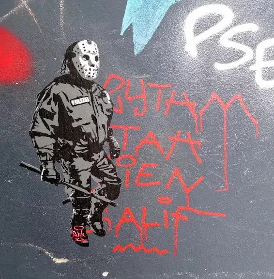 rumo Michael Meyers riot police