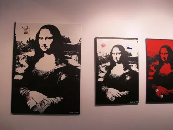 BLEK SF WhiteWalls04