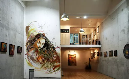 C215_Community Service_courtesy Galerie Itinerrance