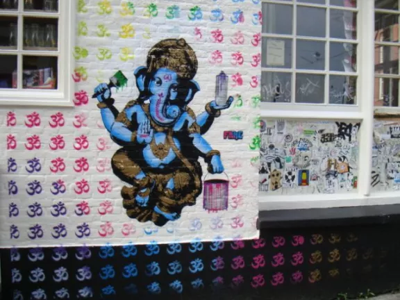 NL_FAKE Amsterdam03