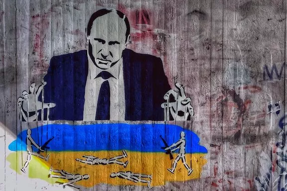 FI Helsinki Putin Controls Death
