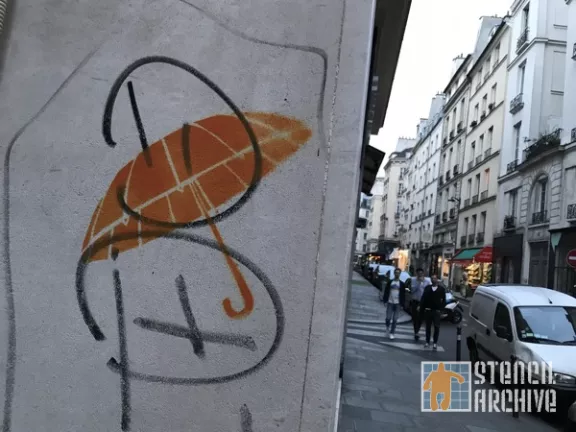 FR Paris Odeon umbrella