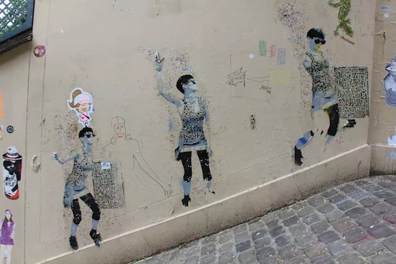 FR Paris paste woman leopard