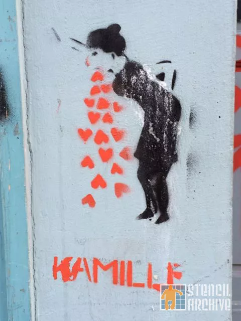 DE Berlin KAMILLE puking hearts