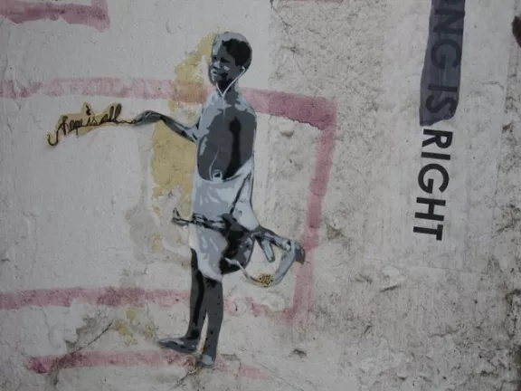 DE Berlin armed child