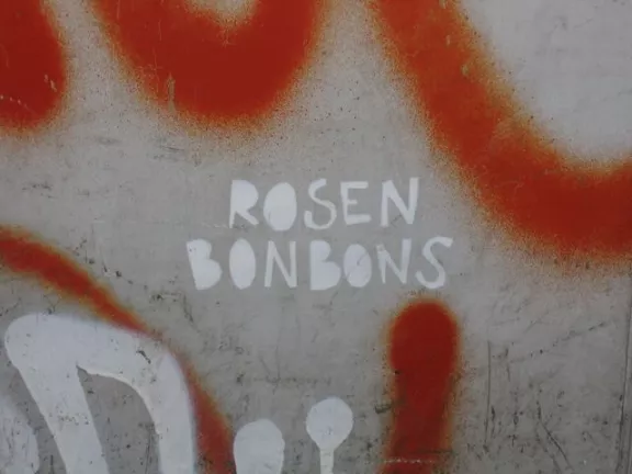 DE Berlin rosen bonbons