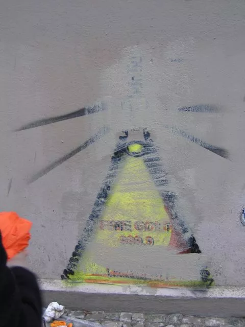 DE Berlin pyramid buffed