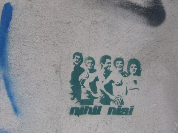 DE Berlin nihil nisi