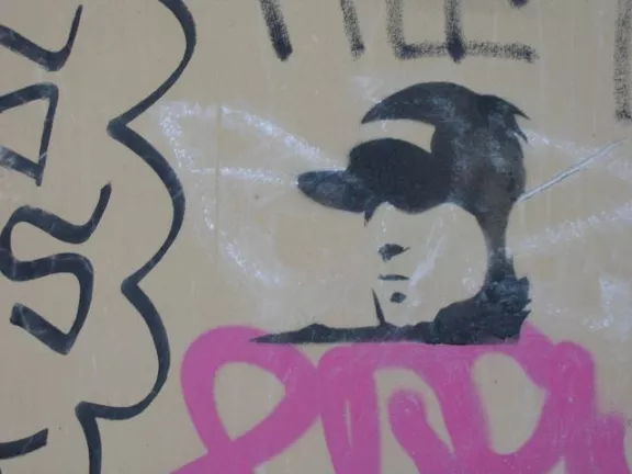 DE Berlin cap low