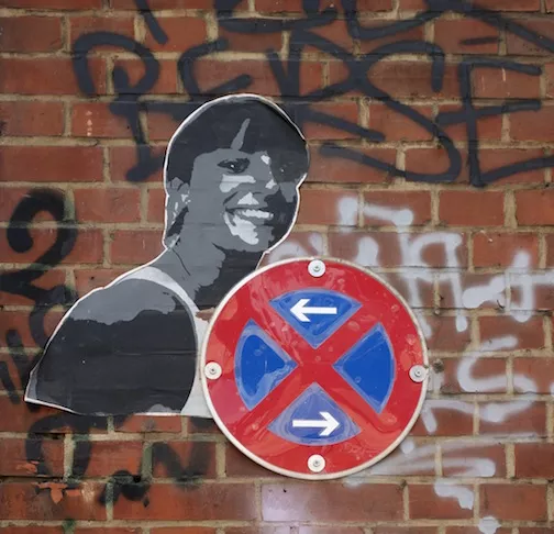 DE Berlin Smiling
