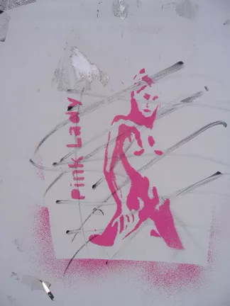 DE Munich Pink Lady