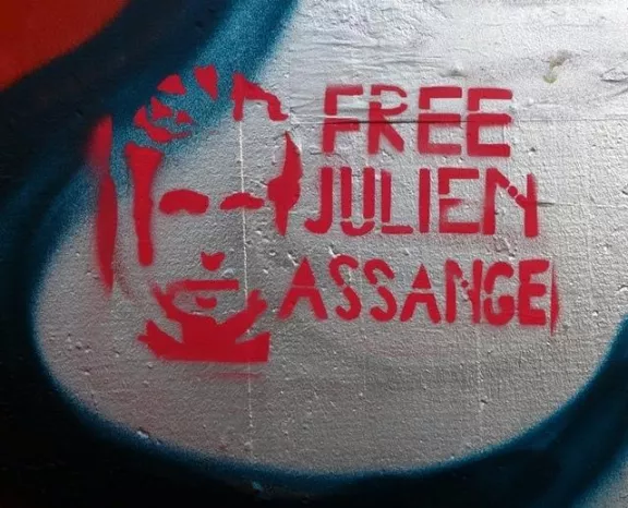 DE Hamburg Free Assange ph TXMX
