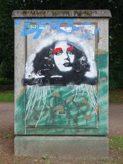 DE Hamburg fem portrait
