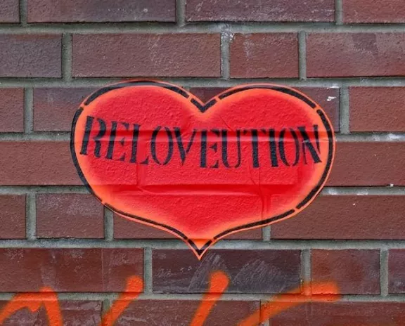 DE Hamburg heart reloveution