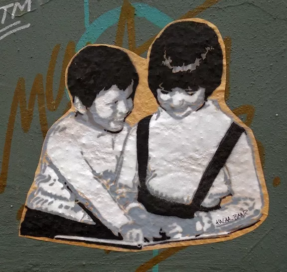 DE Hamburg kalaa-baar children 02