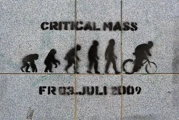 DEHamburg critical mass july01