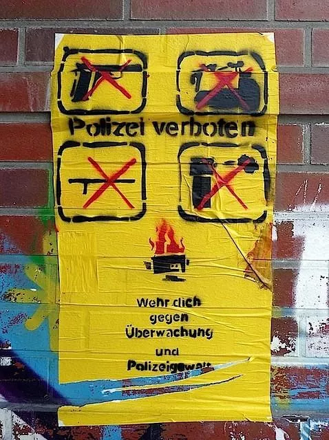 DEHamburg poizei verboten paste