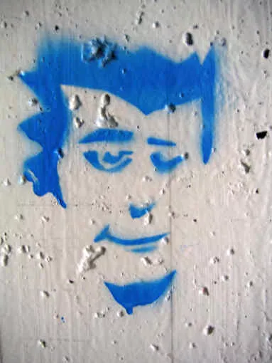 DE Hamburg smirking