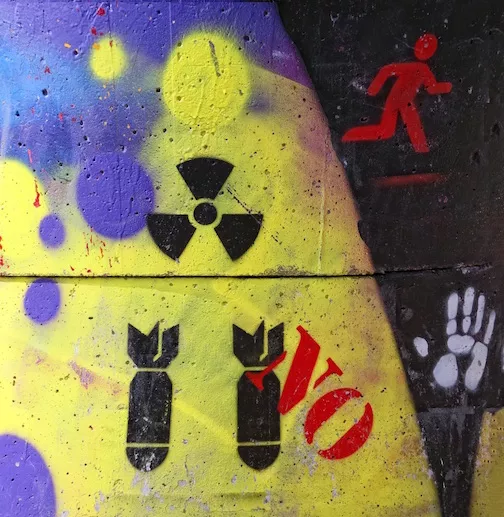 DE Hamburg bombs nuke no