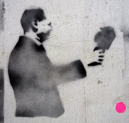 DE Hamburg man holding thing