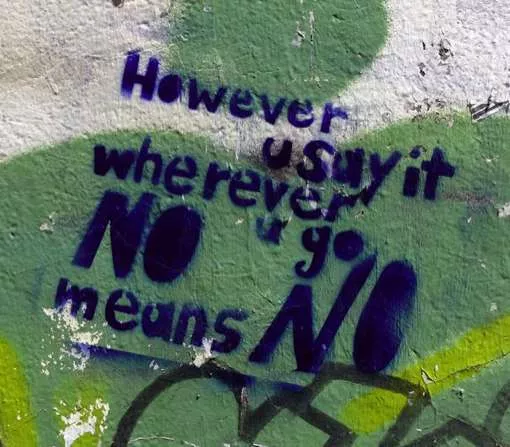 DE Hamburg no means no
